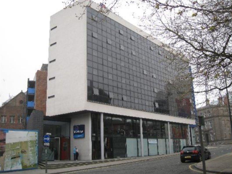 Travelodge Liverpool Central Exterior foto